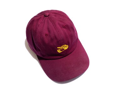 maroon_gold_hat-0706__50824.1602442522.386.513